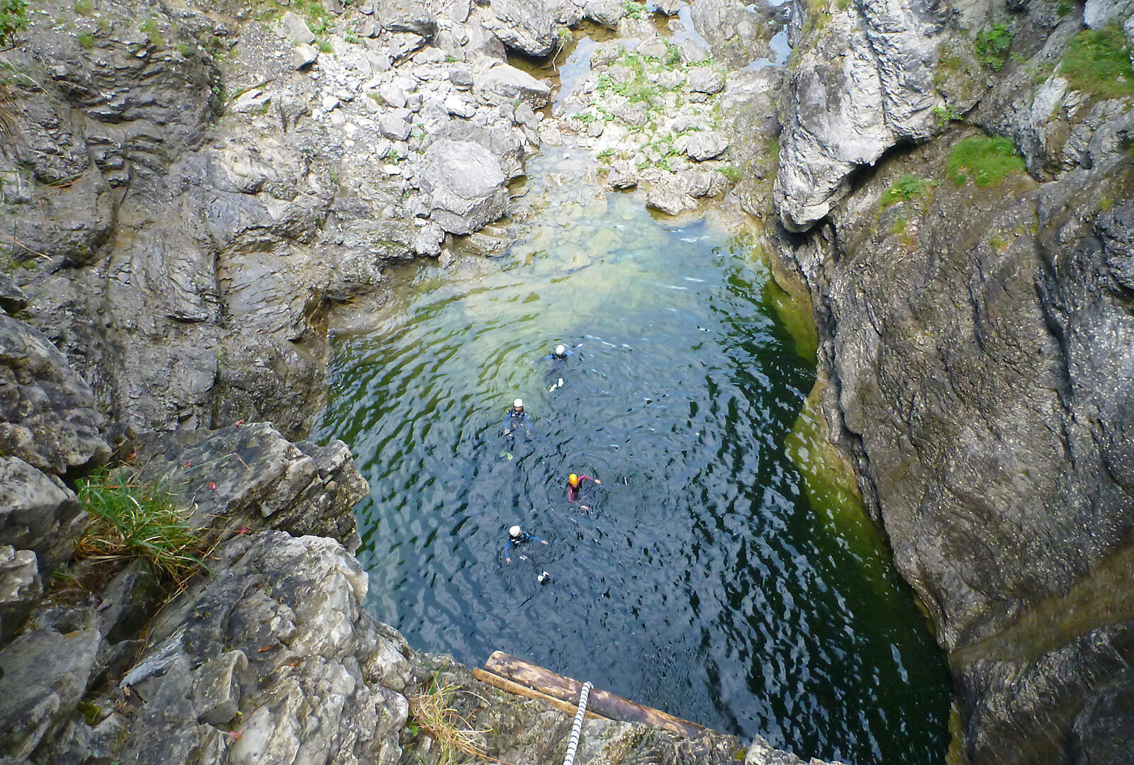 Immagine per Avventure durante il Canyoning in Trentino