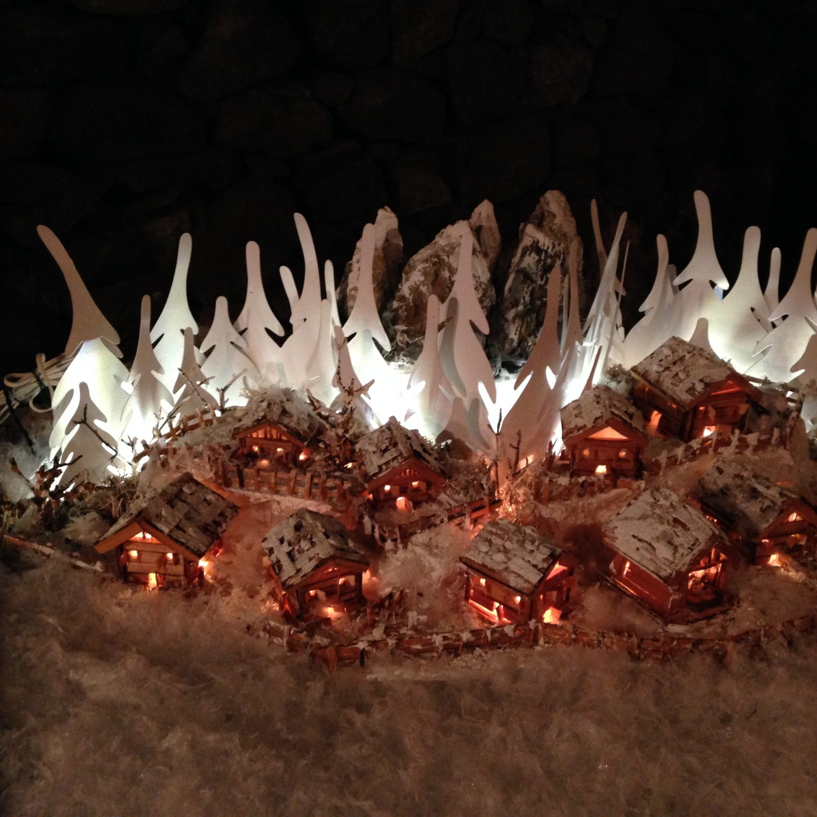 Immagine per Viaggio tra i mille presepi di Ossana in Val di Sole