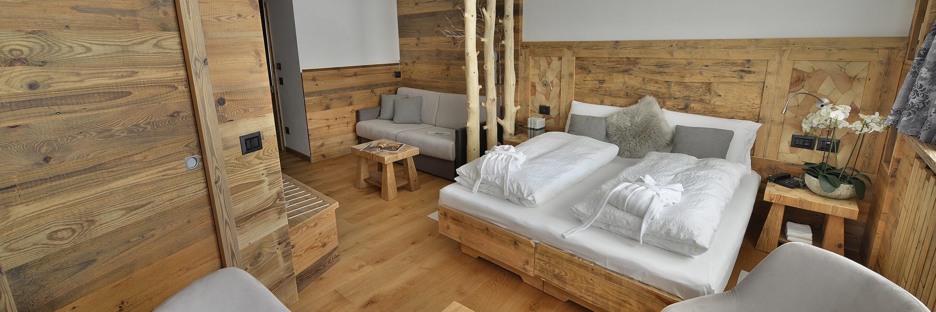 Immagine di testata per Dolce riposo nelle camere del nostro hotel a Pejo, in Val di Sole