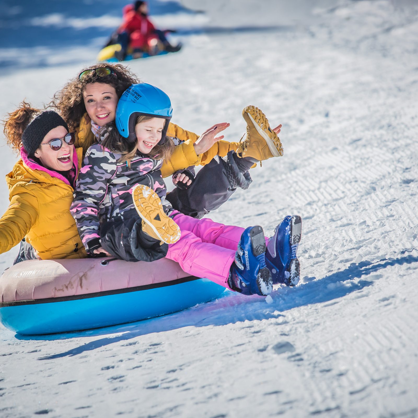 Immagine per Sulla neve con tutta la famiglia
